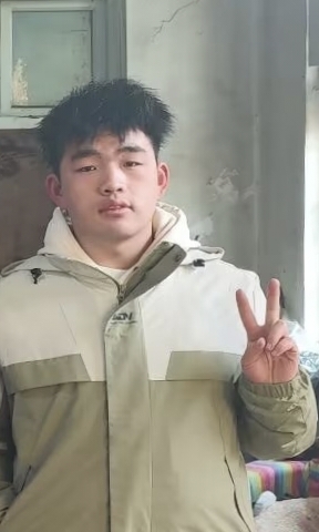刘锡志的第一张照片--郑州闪婚服务中心
