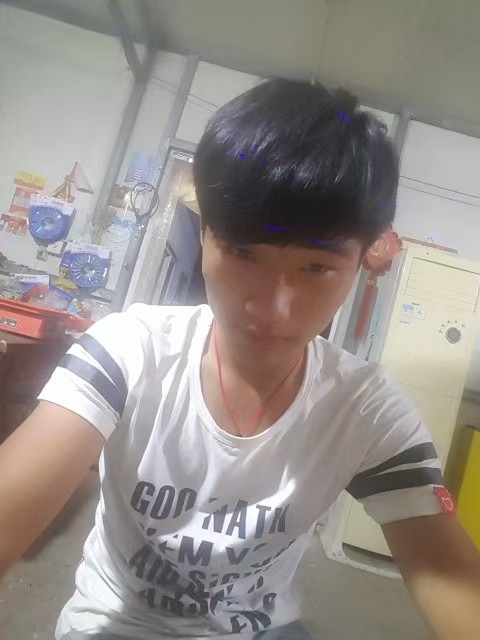 明亮的第一张照片--郑州闪婚服务中心