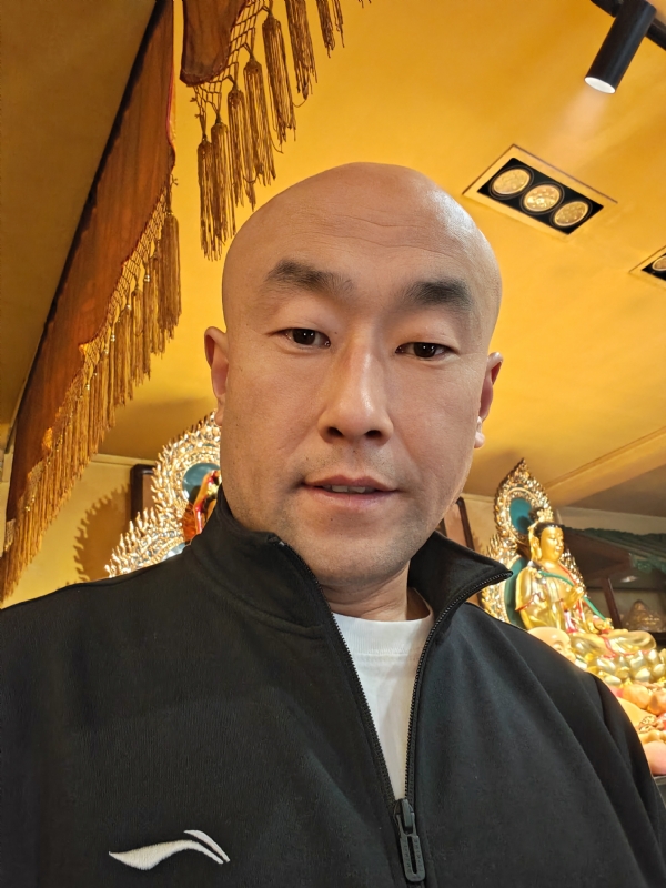 王家人的第一张照片--郑州闪婚服务中心